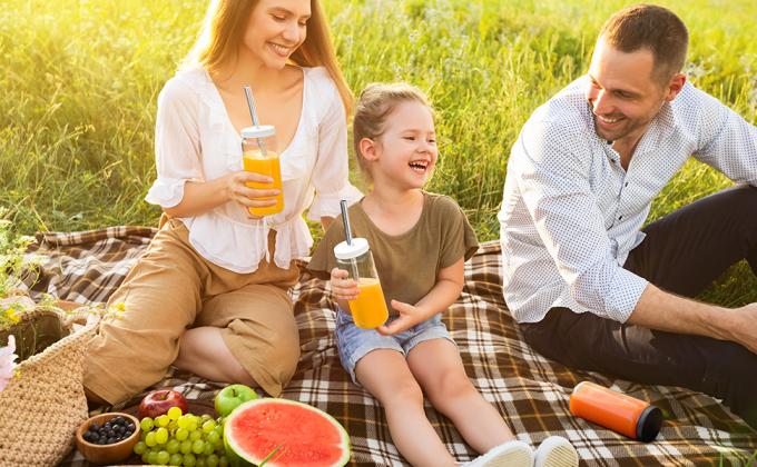 Glas sapflessen met 2 rietjes en 2 deksels w Hole- 16 OZ Reisdrinkpotten, waterbekers met zwarte luchtdichte deksels 8