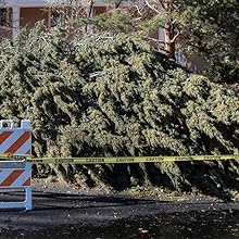 Biogevaar waarschuwingsband met zwarte afdruk, legende "Biohazard - Peligro Biologico" 55 yd. 6