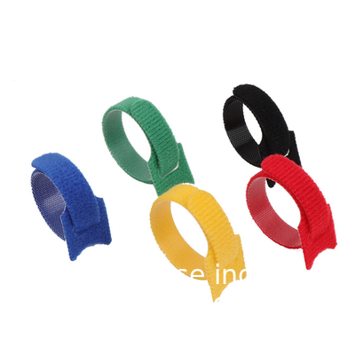 Kleurrijke velcro stropdassen, herbruikbare bevestigingskabelstropdassen, microfiberstof 6-inch hook loop kabelstropdassen Velcrs12mm*150mm