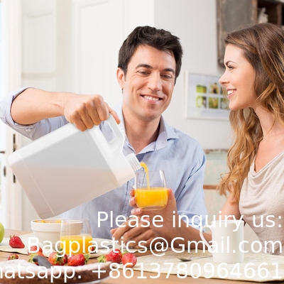 Plastic Gallon Jug met kindveilige deksel, 0,7 Gallon Heavy Duty Storage Containers met ergonomisch handvat en pomp