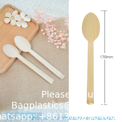 Eenmalige bamboe houten bestek set. 100% natuurlijke milieuvriendelijke biologisch afbreekbare en composteerbare gereedschappen.
